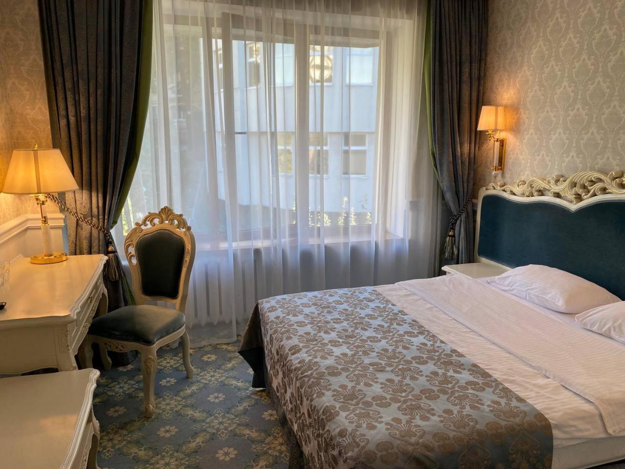 Royal Olympic Hotel Kyiv Room photo