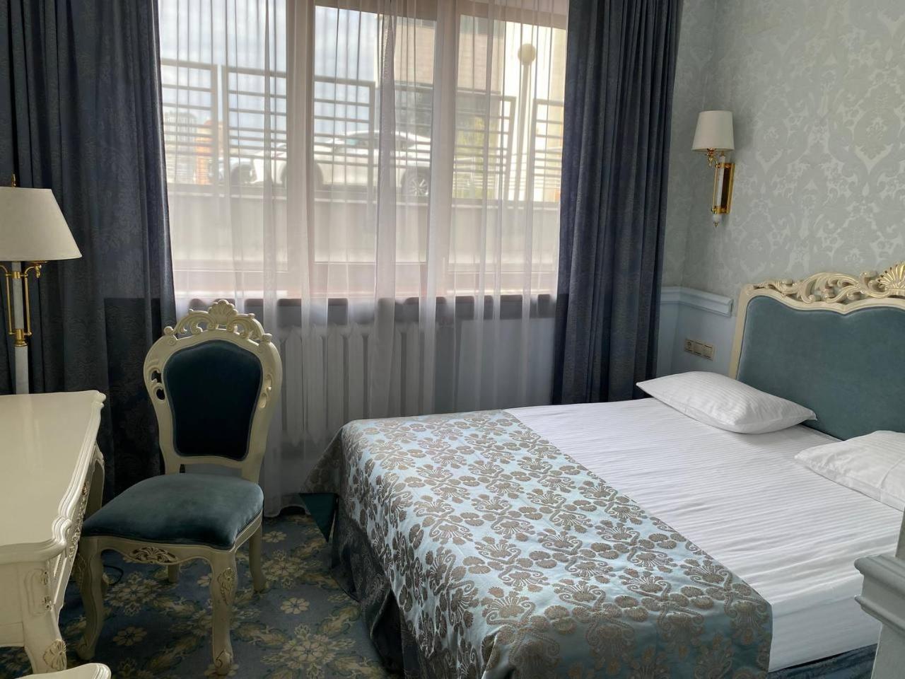 Royal Olympic Hotel Kyiv Room photo